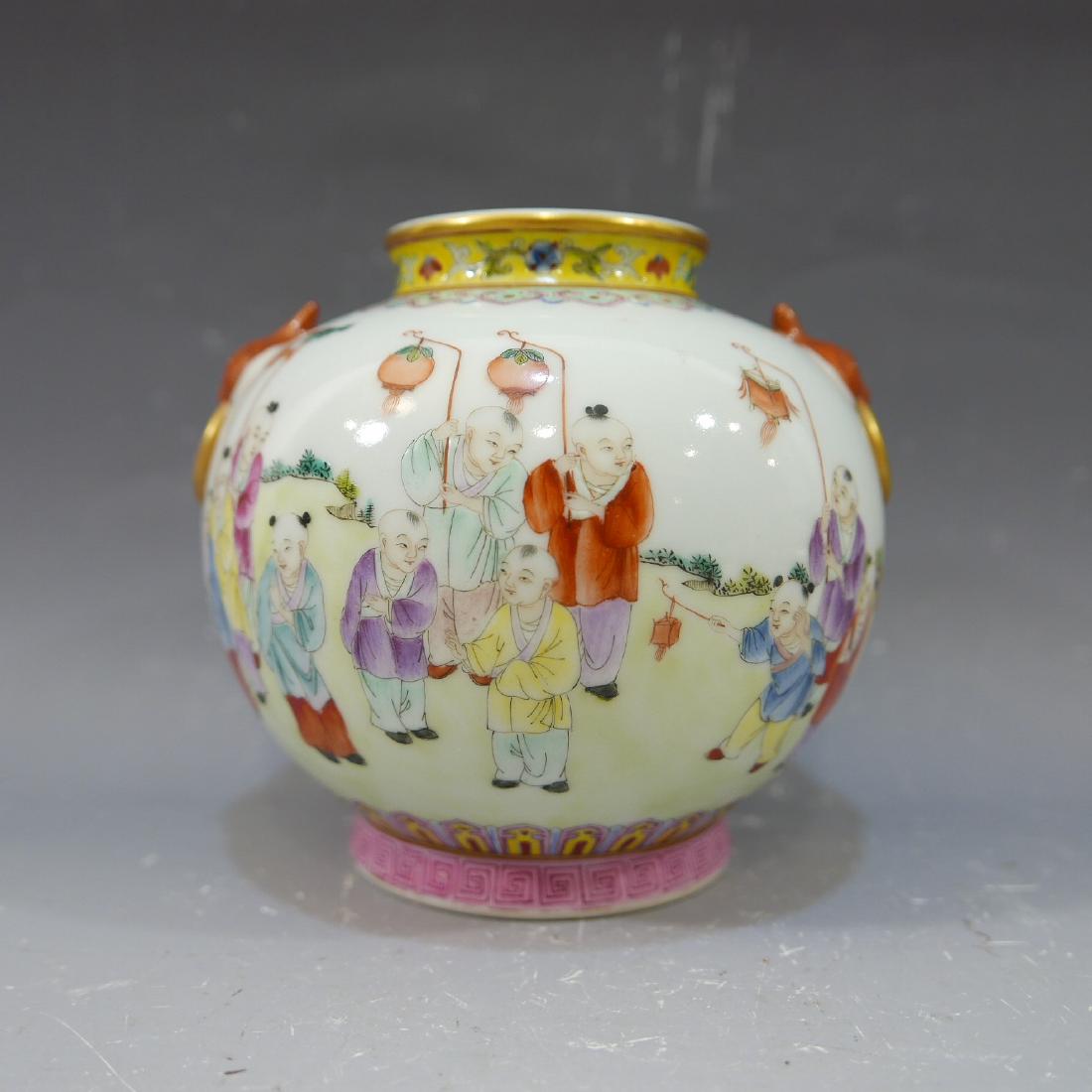 ANTIQUE CHINESE FAMILLE ROSE PORCELAIN JAR - REPUBLIC (1 of 7)