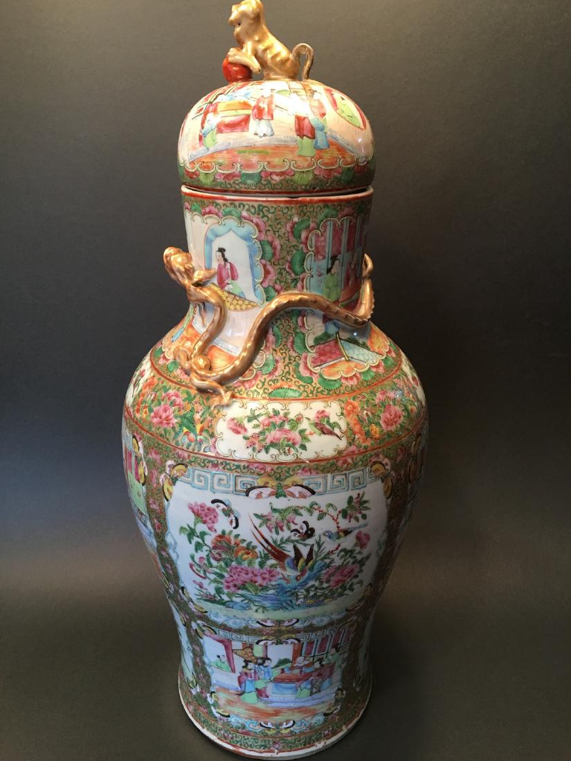 ANTIQUE Chinese Rose Medallion Covered Jar Urn, 25 1/2" (1 of 10)