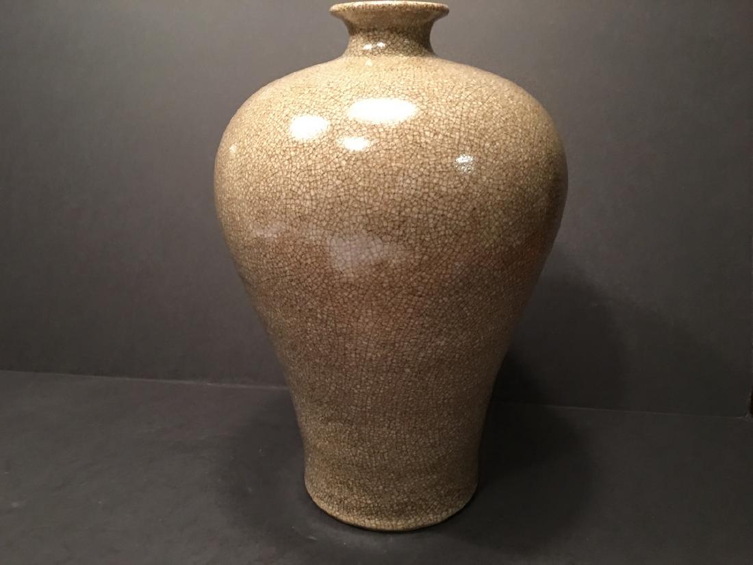 ANTIQUE Large Chinese GUAN Type Meiping, late Qing (1 of 8)