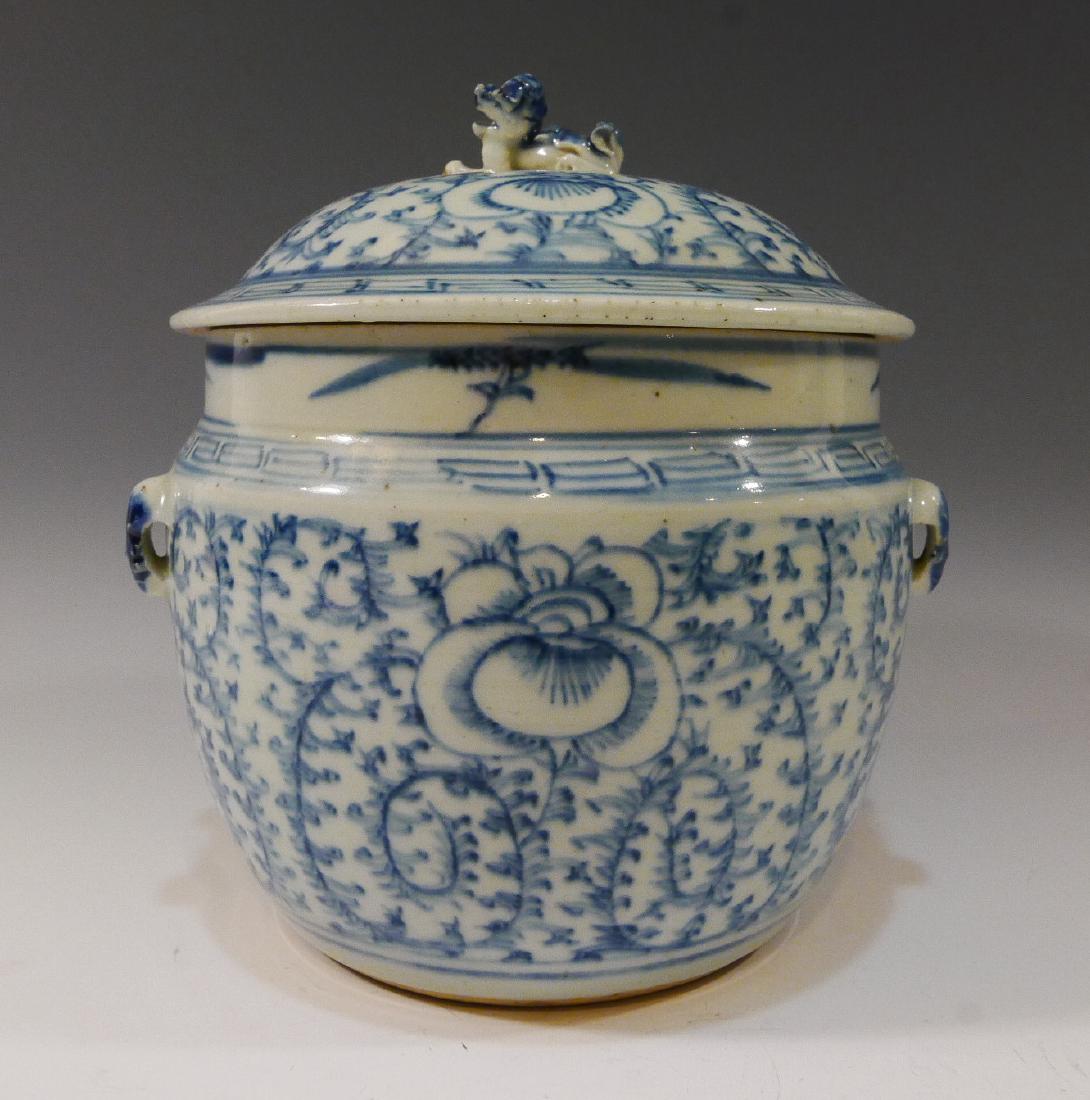 CHINESE ANTIQUE BLUE WHITE PORCELAIN JAR WITH COVER - (1 of 6)