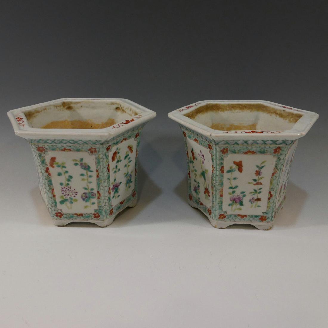 PAIR OF CHINESE ANTIQUE FAMILLE ROSE PORCELAIN POTS - (1 of 7)