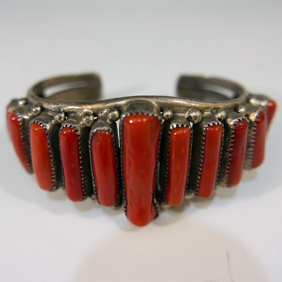 VINTAGE NAVAJO NATIVE AMERICAN RED CORAL BRACELET - (1 of 4)