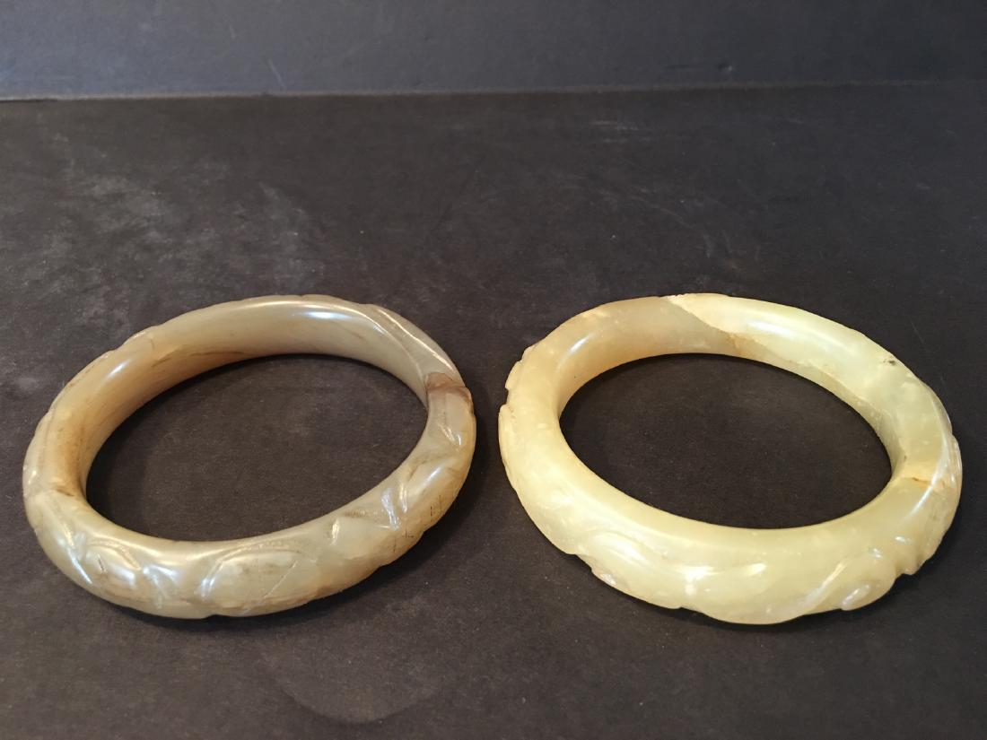 OLD Pair Chinese Jade Bangles (1 of 6)