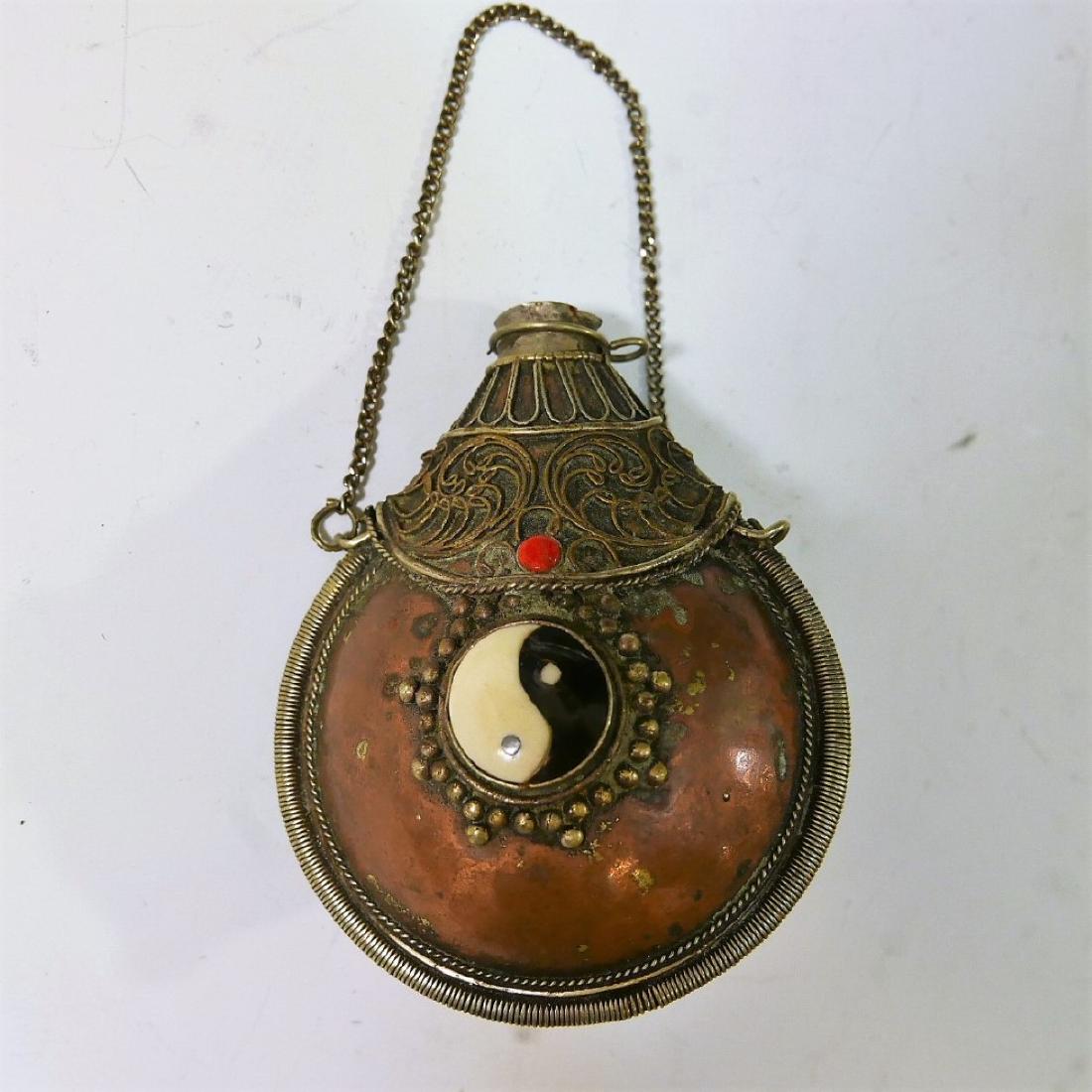ANTIQUE CHINESE SNUFF BOTTLE (1 of 7)