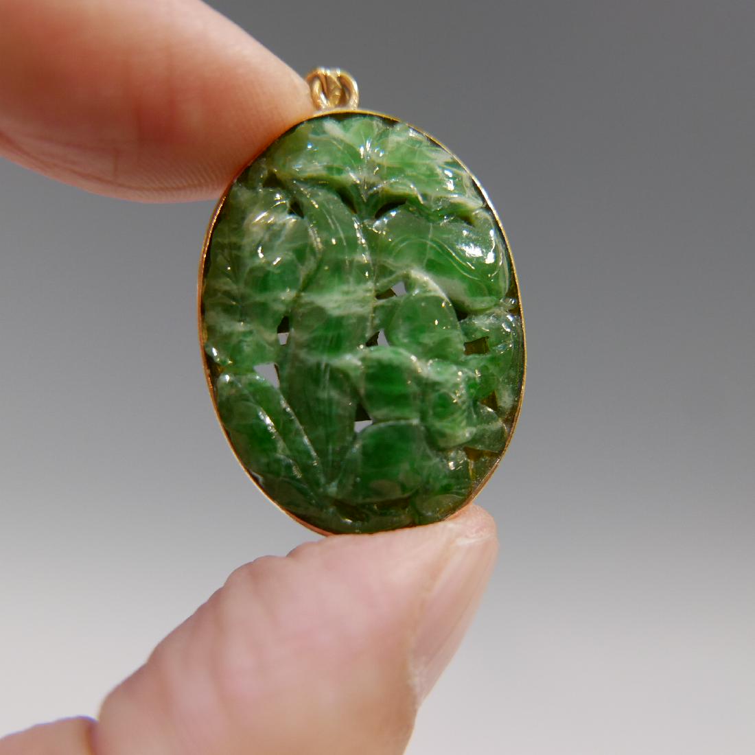 CHINESE ANTIQUE 14K GOLD JADEITE PENDANT (1 of 3)