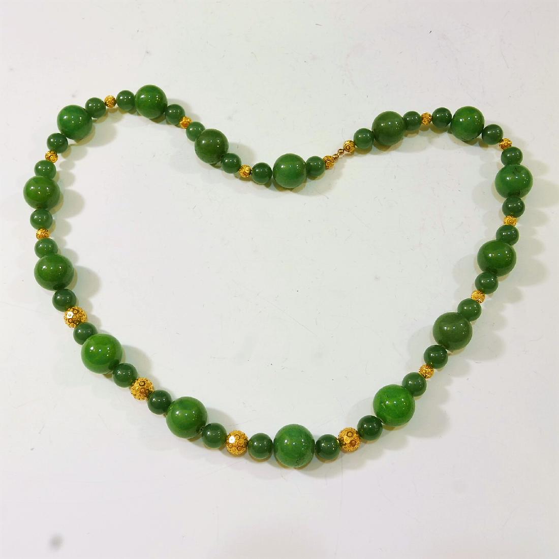 CHINESE GREEN JADEITE BEADS NECKLACE 18K GOLD BEADS (1 of 4)