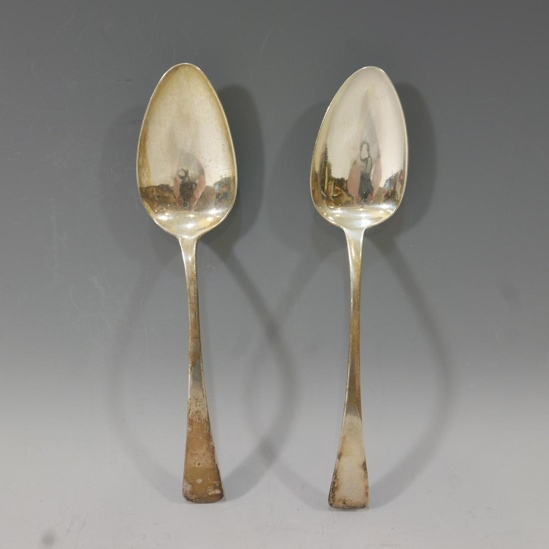 PAIR OF ANTIQUE ENGLISH STERLING SILVER LARGE SPOON 116 (1 of 4)