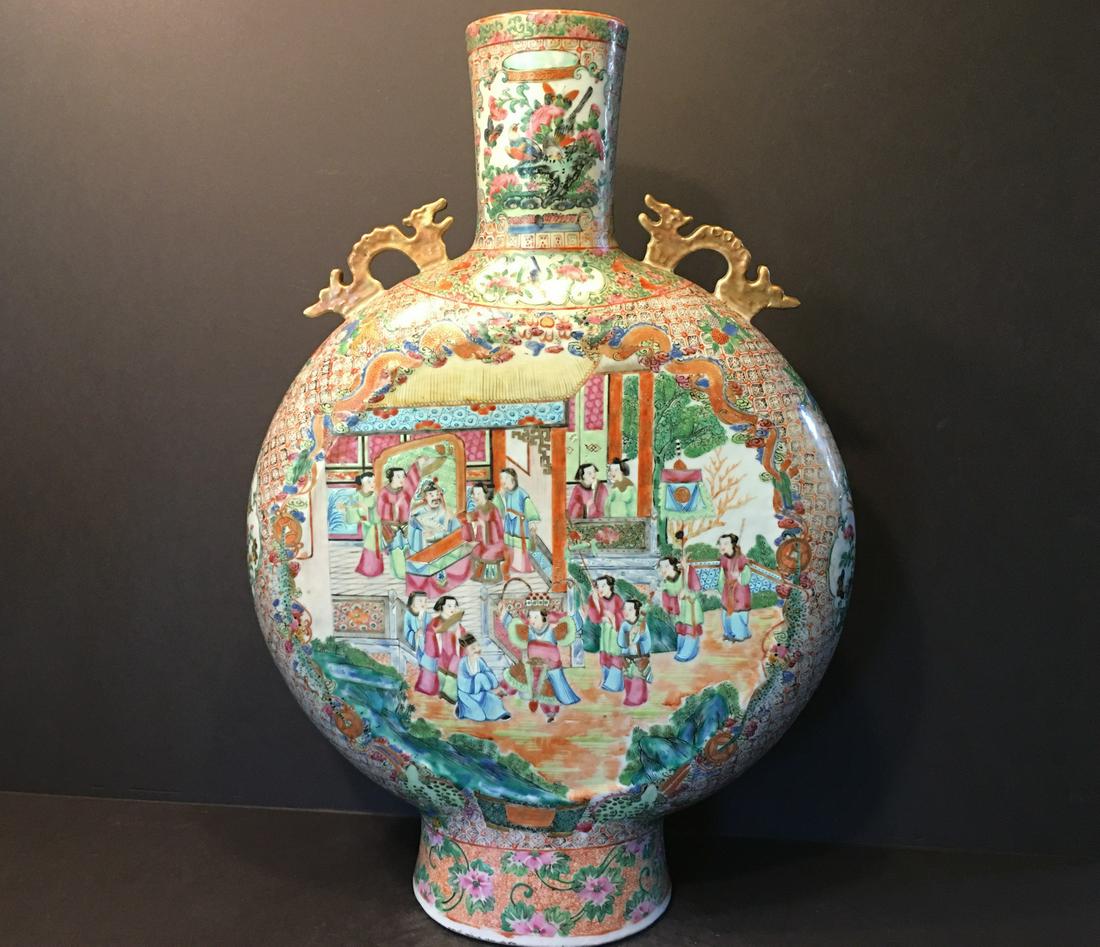 ANTIQUE Chinese Large Famille Rose Medallion moon flask (1 of 9)