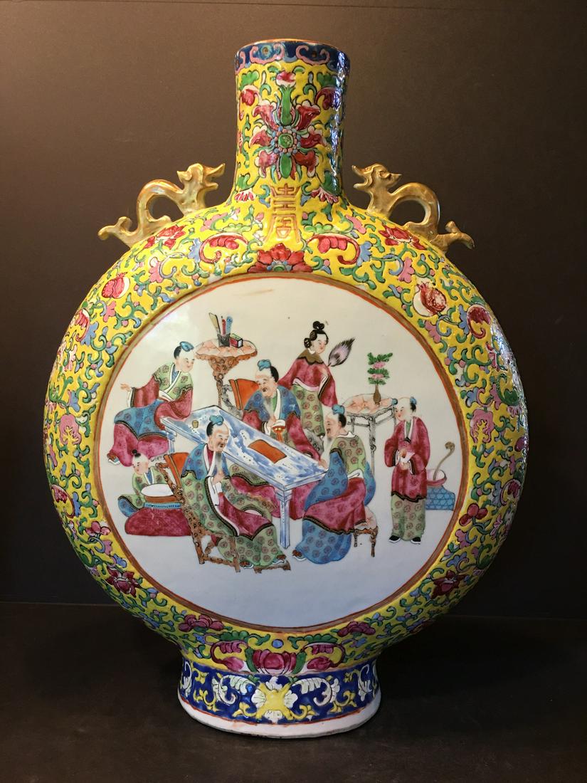 ANTIQUE Chinese Large Famille Rose Medallion moon flask (1 of 10)