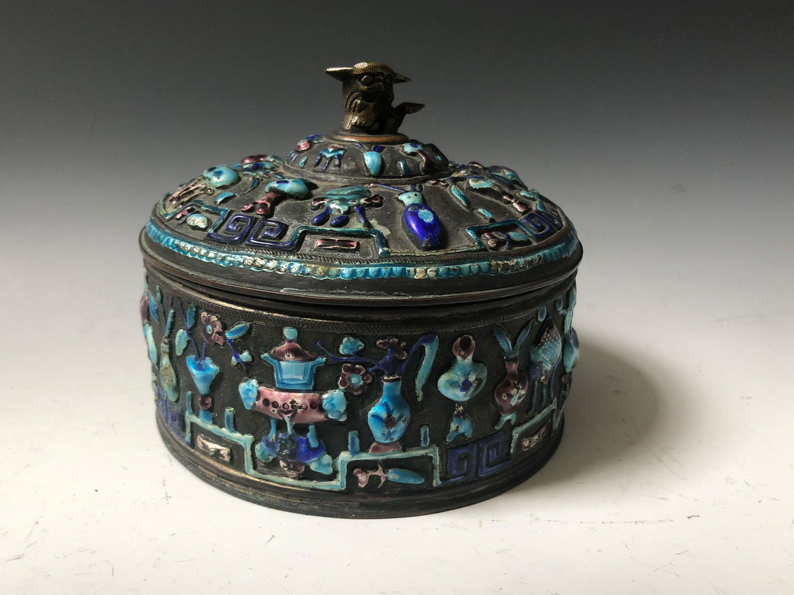 CHINESE ANTIQUE HANDMADE SILVER ENAMEL BOX (1 of 6)