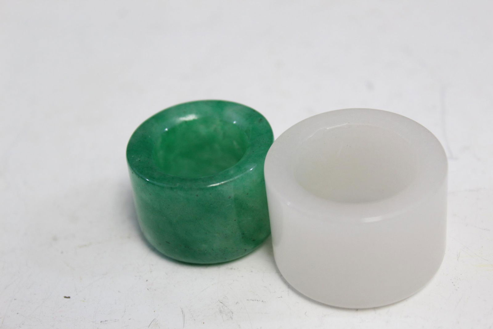 Two Chinese thumb rings. (1 of 2)