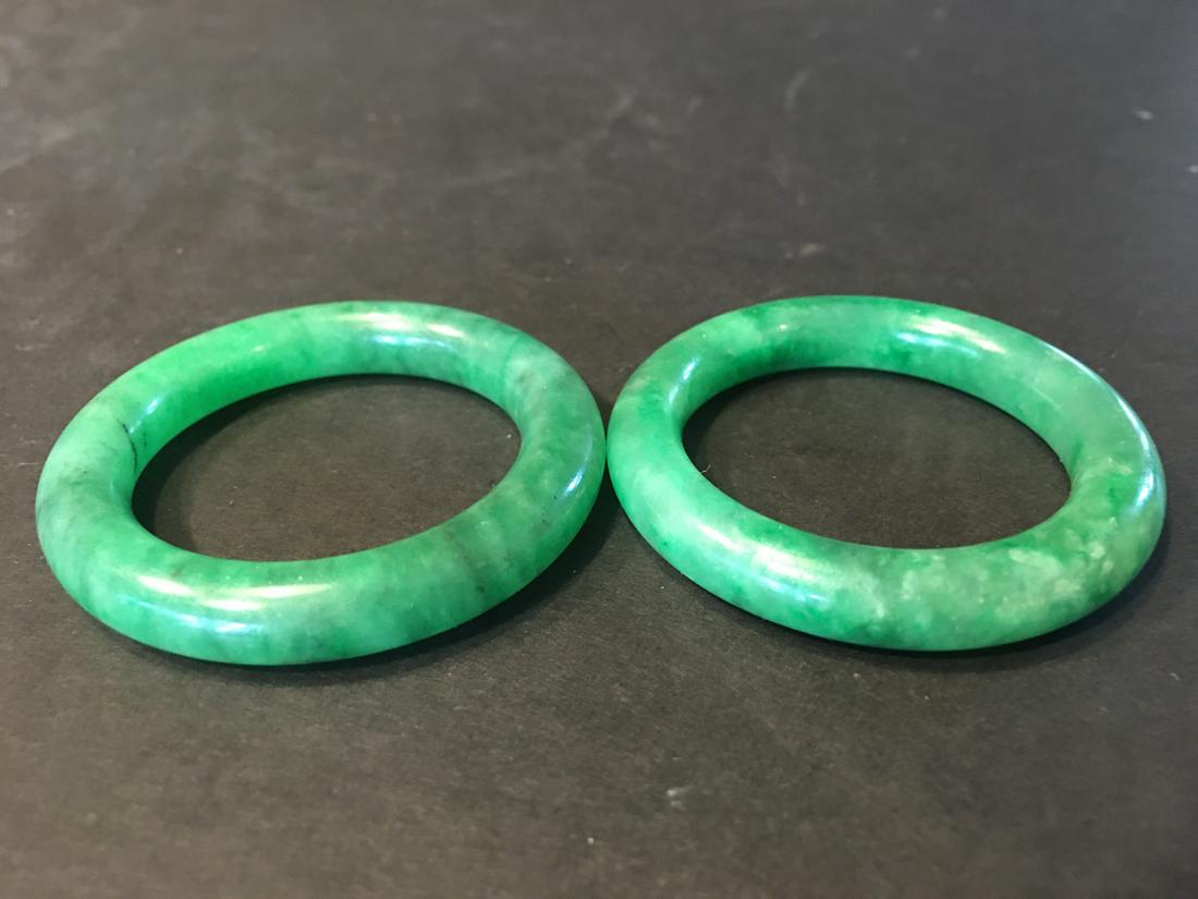 FINE Chinese Pair Green Jade (Feicui) Bangles, 2 1/8" (1 of 3)