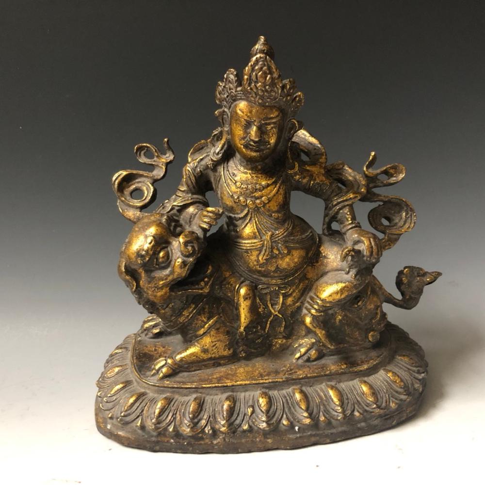 A CHINESE ANTIQUE GILT BRONZE FIGURE OF VAJRAPANI (1 of 7)