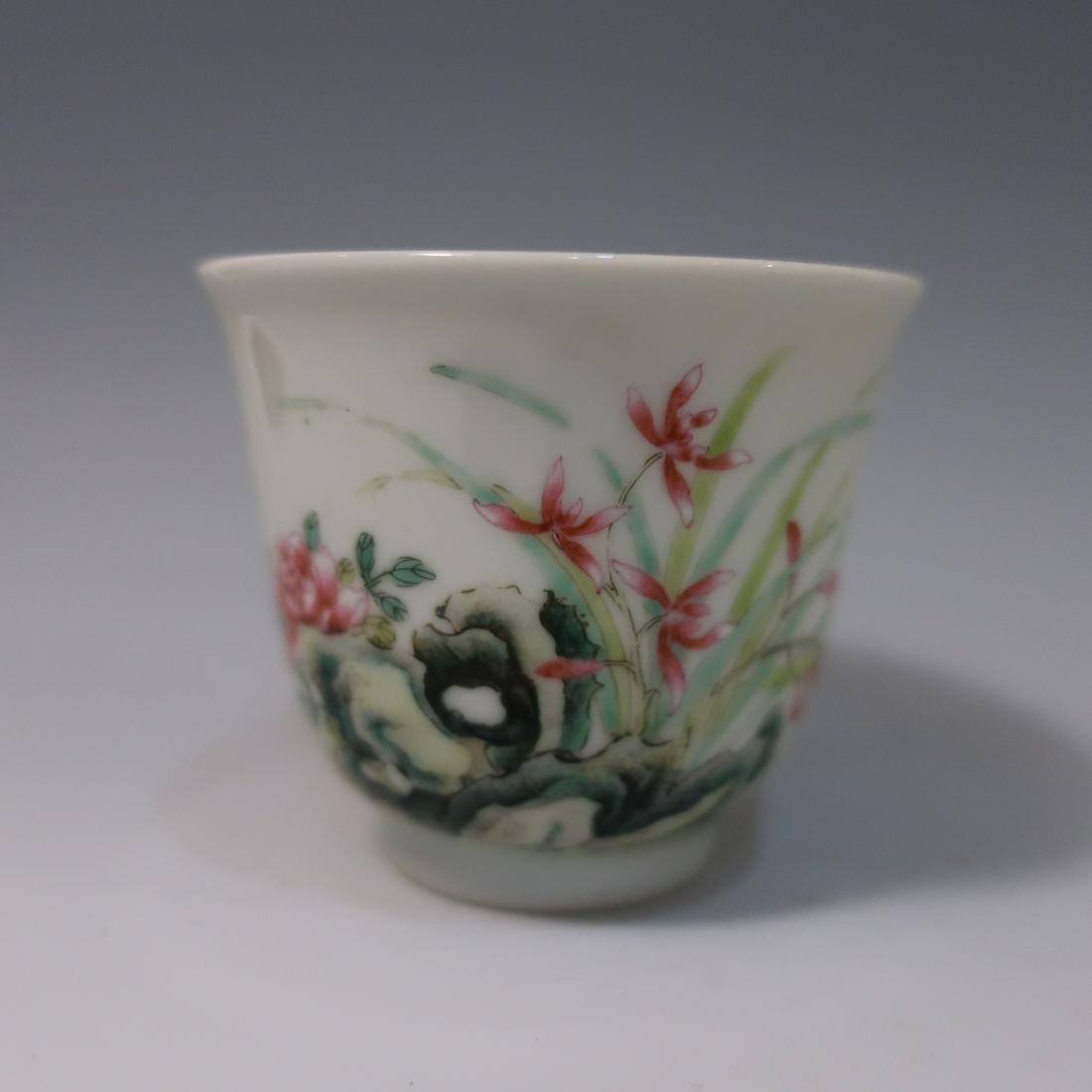 IMPERIAL CHINESE ANTIQUE FAMILLE ROSE CUP - XUANTONG (1 of 8)