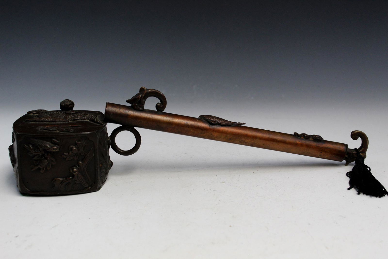 Japanese bronze Yatate calligraphy brush holder (1 of 6)