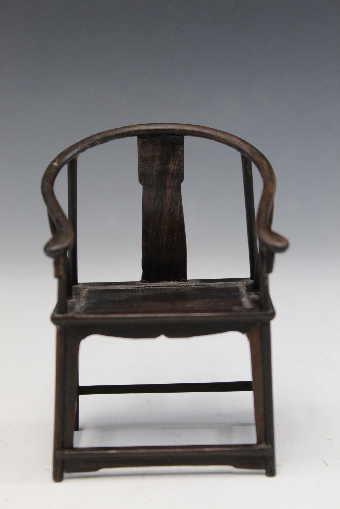 Chinese arm chair model. (1 of 6)