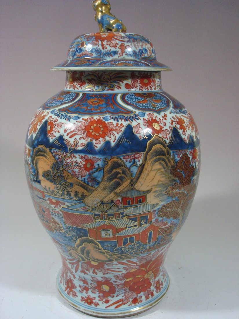 Antique Chinese Imari Huge Urn Vase, 18th C, Qianlong: Antique Chinese Imari Huge Urn Vase, 18th C, Qianlong period. 18 1/2" High. Provenance: American Asian Art Gallery