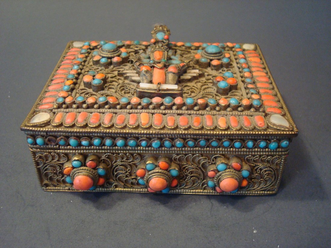 Antique Chinese Tibetan Gems Jewelry Box, 19th C. 4