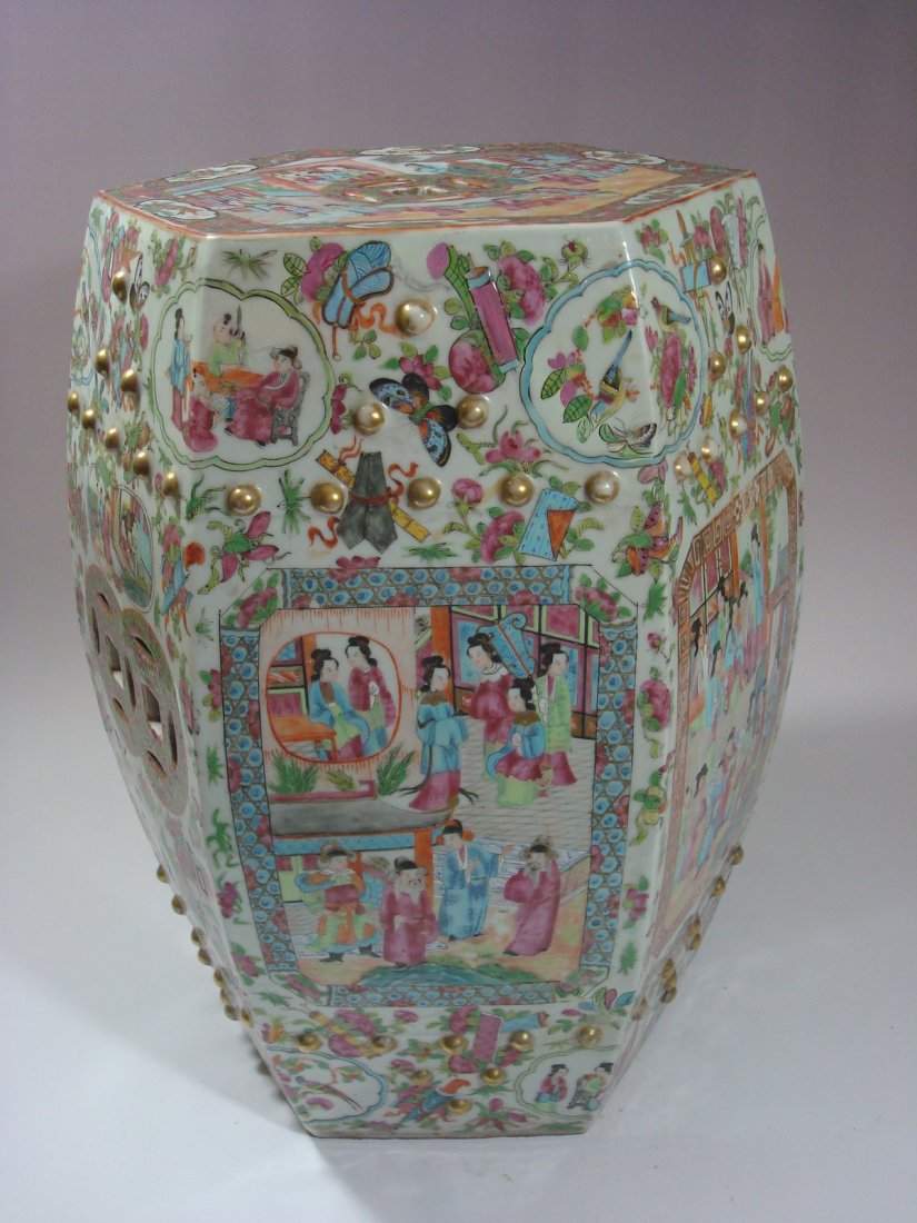 ANTIQUE Chinese Famille Rose Garden Seat, early 19th C: ANTIQUE Chinese Famille Rose Garden Seat, early 19th C. 19" H.