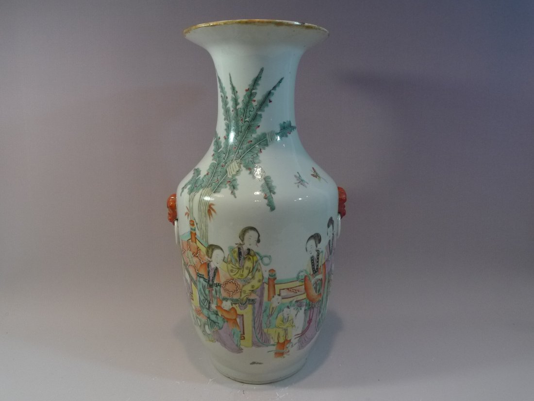 LARGE ANTIQUE CHINESE FAMILLE ROSE VASE REPUBLIC ZHOU: LARGE ANTIQUE CHINESE FAMILLE ROSE VASE REPUBLIC PERIOD ZHOU YISHUN MAKER SIGNED. WELL PAINTED AND NICE CALLIGRAPHY. 44 CM TALL. PROVENANCE - WASHINGTON DC ESTATE