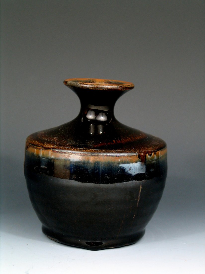 Antique Chinese Pottery Jar #5, Song Dynasty.: Antique Chinese Pottery Jar #5, Song Dynasty. Ht: 5 1/2 inches. Estate of Peter L. Rosenberg of Vallin Galleries.