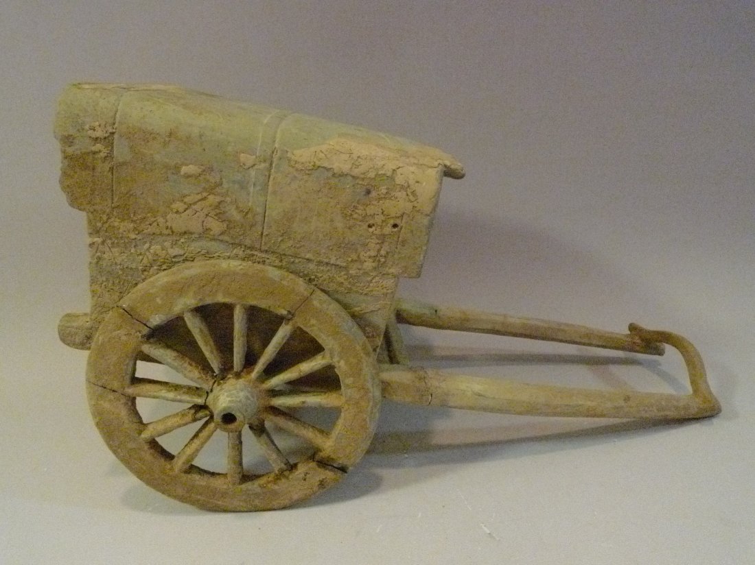 ANTIQUE CHINESE HAN DYNASTY CLAY POTTERY CARRIAGE: ANTIQUE CHINESE HAN DYNASTY CLAY POTTERY CARRIAGE FIGURE. 36 CM LONG. PROVENANCE - WASHINGTON DC ESTATE