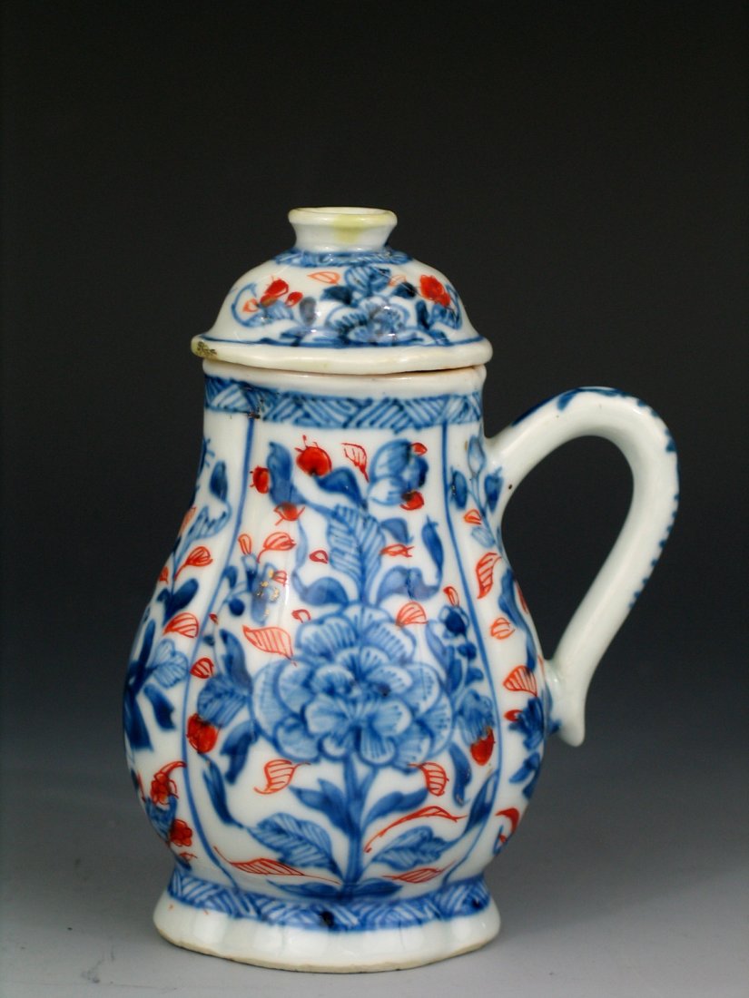 Antique Chinese Blue and White Porcelain Mug with Lid,: Antique Chinese Blue and White Porcelain Mug with Lid, 18th Century. Ht: 5 inches. PROVENANCE: From the collection of Renee Rush, Elkins Park, PA.