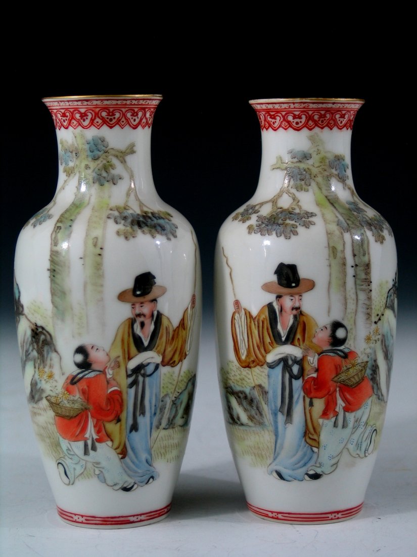Pair of Rare Egg Shell Vases, Republic Period. (1 of 10)