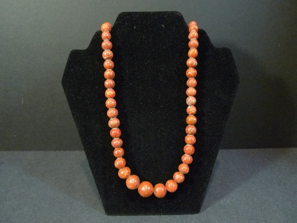 CHINESE RED AGATE BEADS NECKLACE (1 of 7)