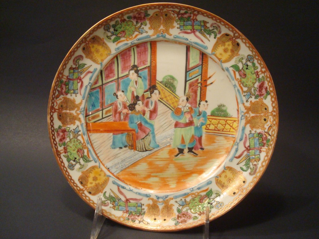 ANTIQUE Chinese Famille Rose Plate with Figurines and (1 of 5)