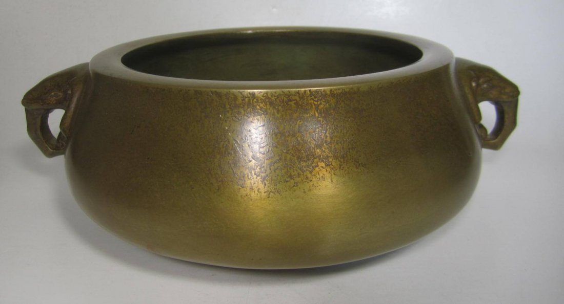 FANTASTIC CHINESE BRONZE CENSOR WITH DOUBLE ELEPHENT (1 of 7)