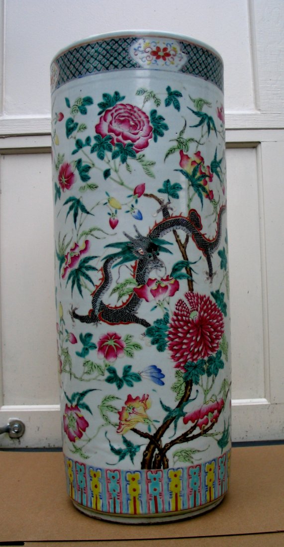 Chinese Famille Rose Porcelain Umbrella Vase, 19th (1 of 8)