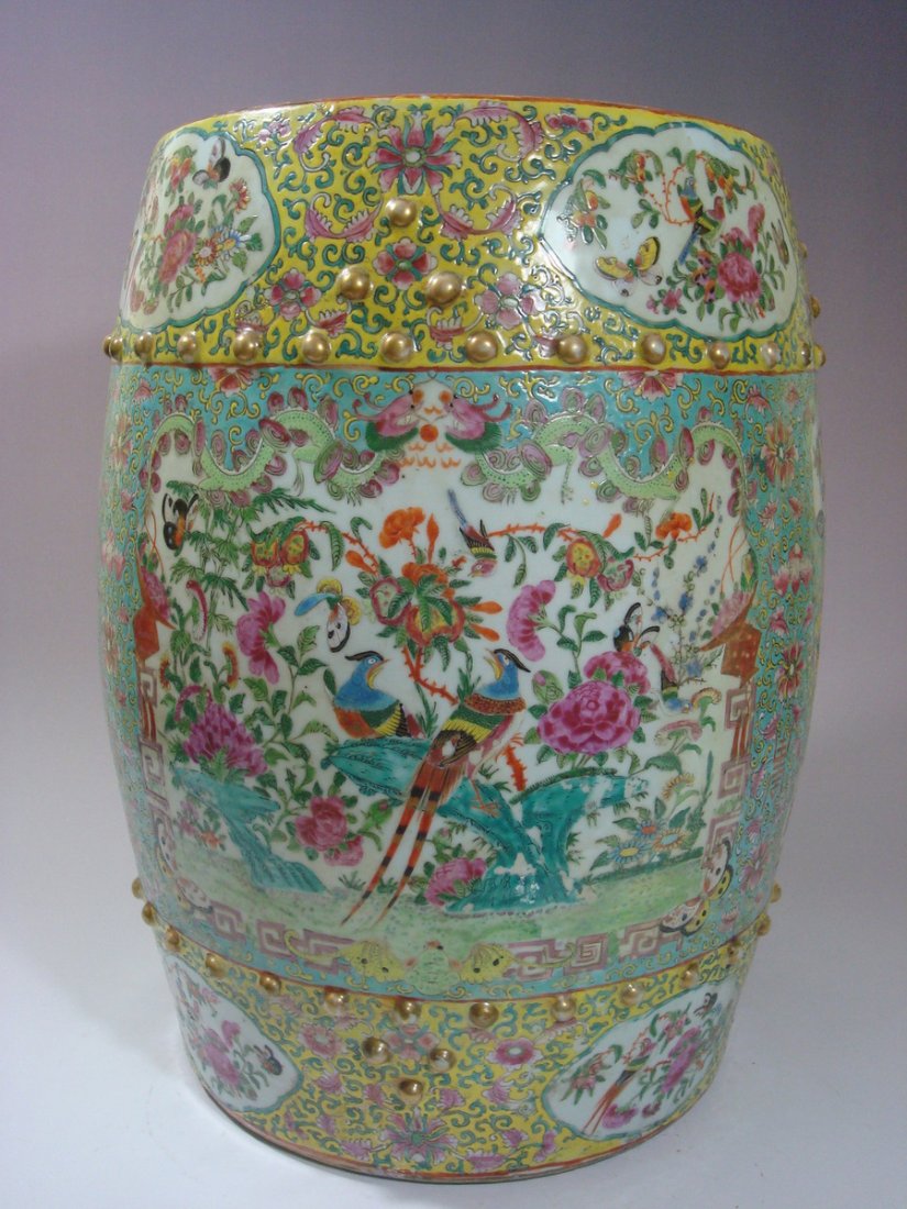 ANTIQUE Chinese Famille Rose Garden Seat, 19" High. (1 of 8)