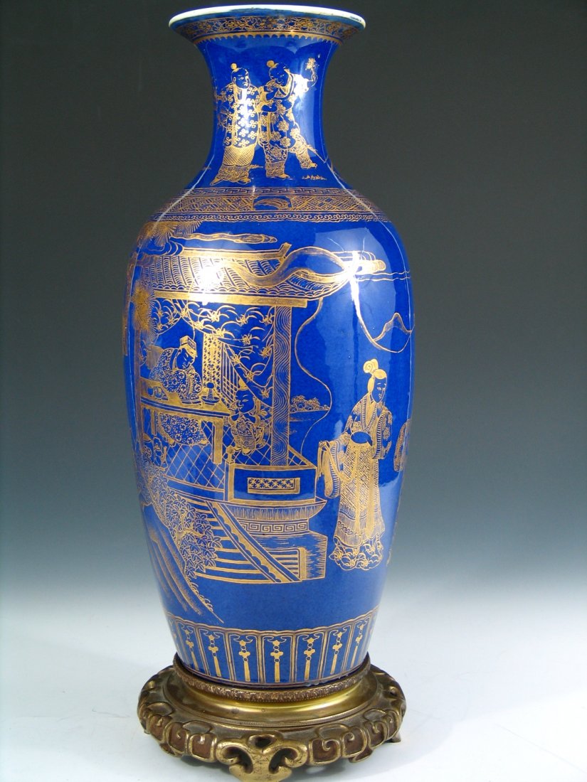 Chinese Gilted Powder Blue Porcelain Vase, Qing (1 of 7)
