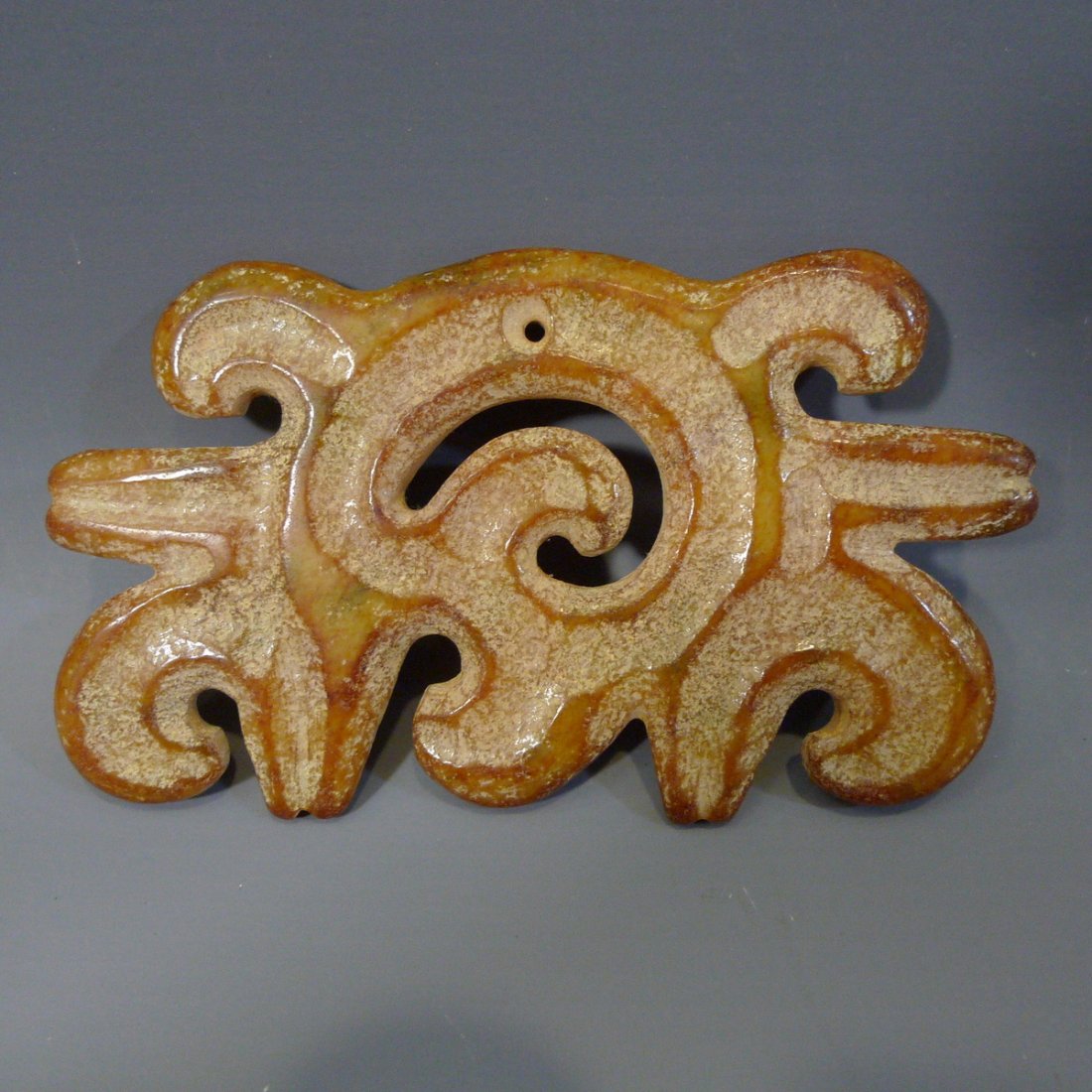 ANTIQUE CHINESE CARVED JADE PENDANT - NEOLITHIC PERIOD (1 of 8)