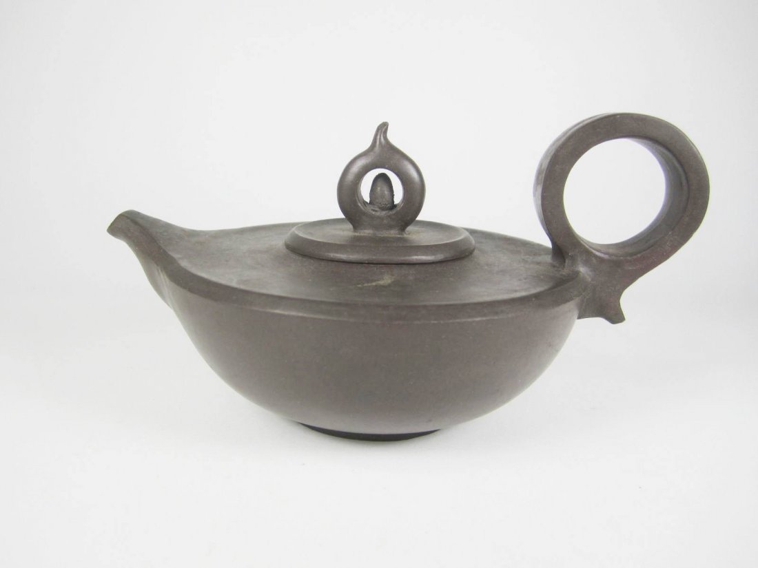 CHINESE YIXING ZISHA TEAPOT SIGNED JIANQIU (1 of 9)