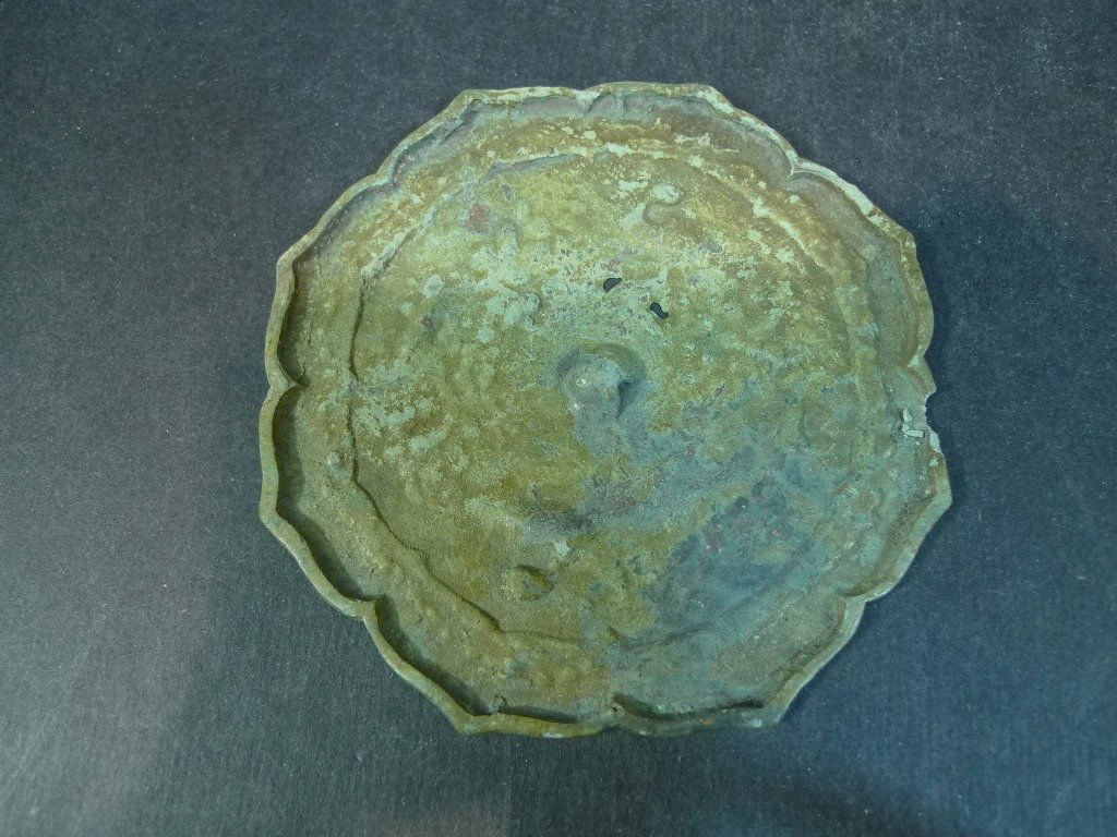ANTIQUE CHINESE BRONZE MIRROR - TANG DYNASTY (1 of 8)