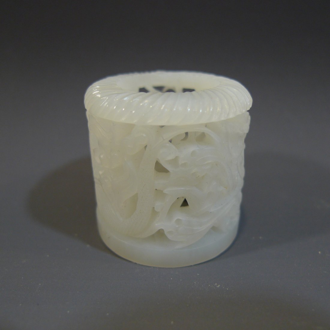 CHINESE ANTIQUE CARVED HETIAN JADE ARCHER'S RING (1 of 6)