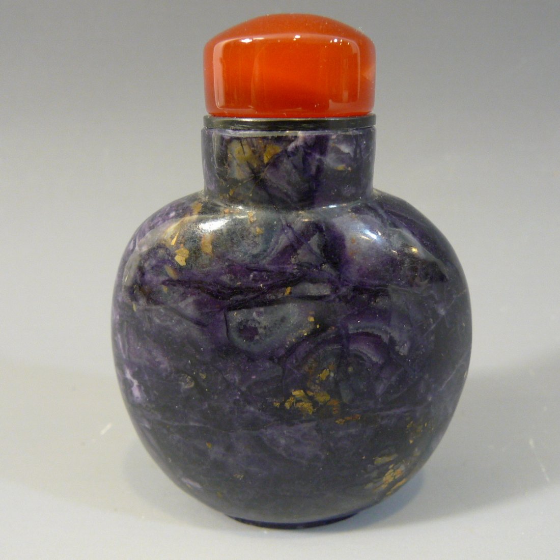 ANTIQUE CHINESE CARVED AMETHYST SNUFF BOTTLE - 19TH (1 of 8)
