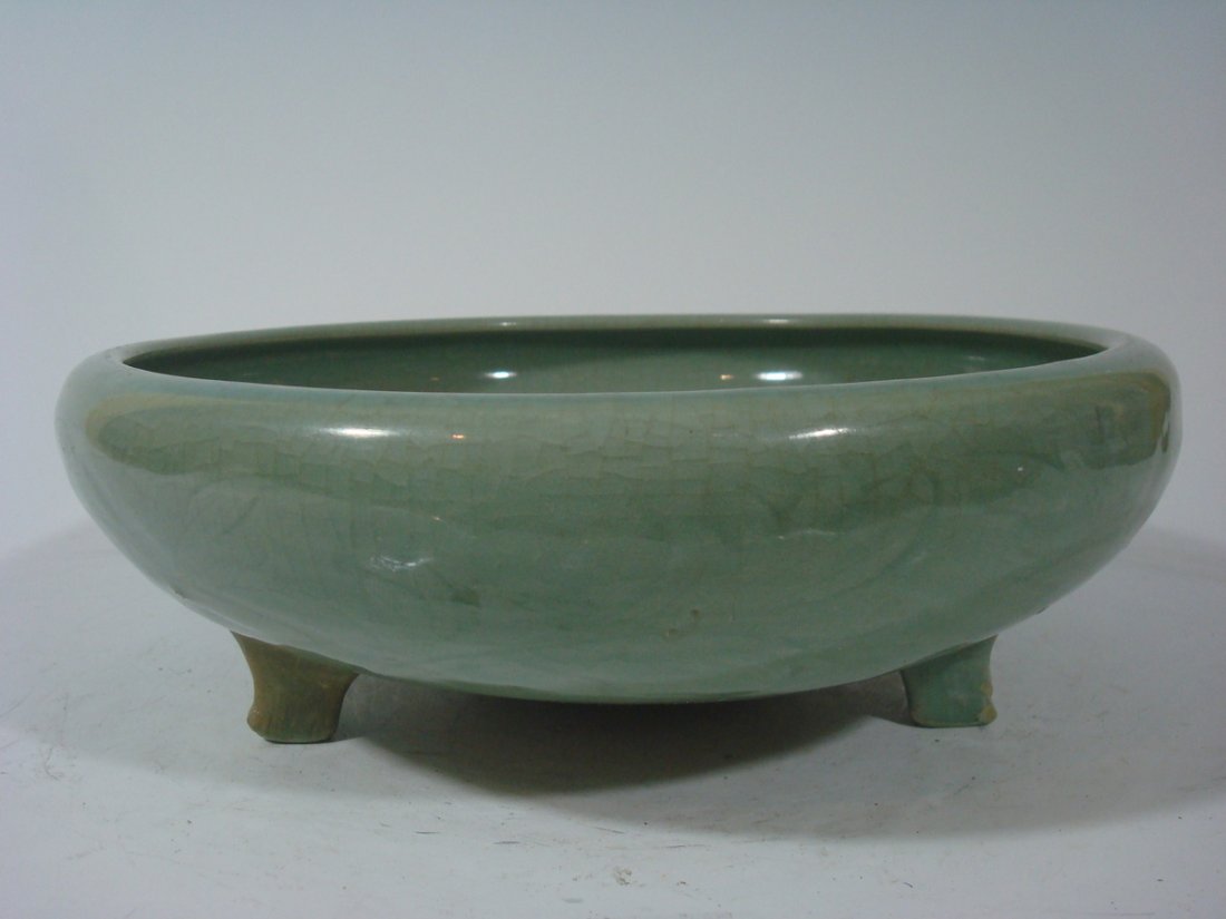 ANTIQUE Chinese Longquan celadon Censor, 11" dia. X 4" (1 of 7)