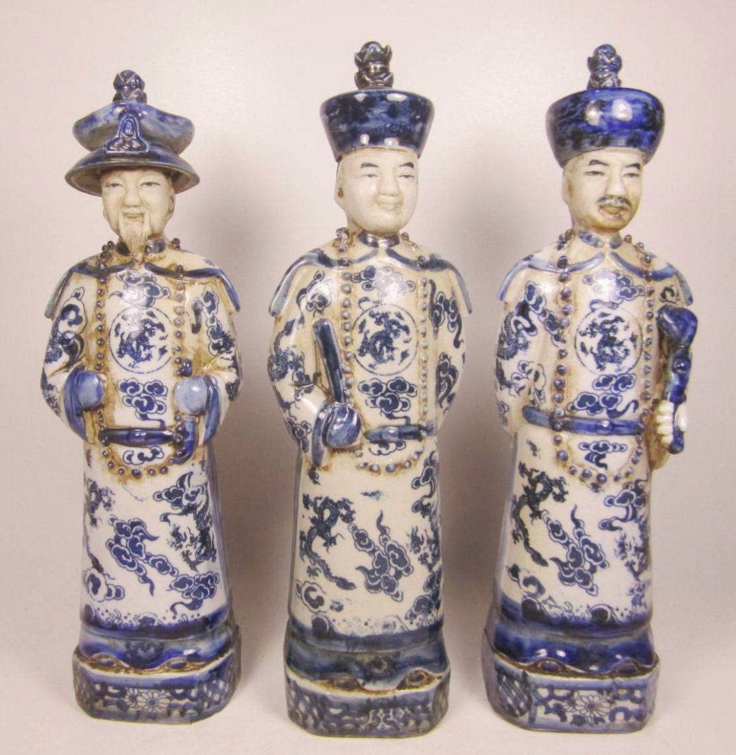THREE CHINESE BLUE AND WHITE FIGURINES (1 of 7)