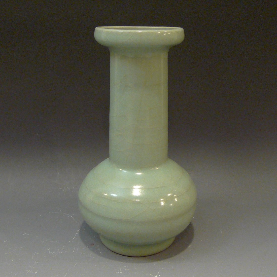 ANTIQUE CHINESE LONGQUAN PORCELAIN BOTTLE VASE - MING (1 of 8)