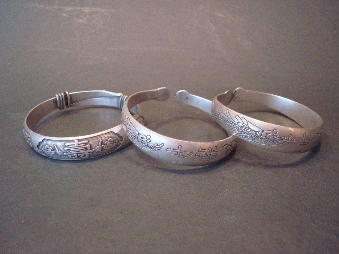 ANTIQUE Chinese Silver bracelets, marked and with (1 of 10)