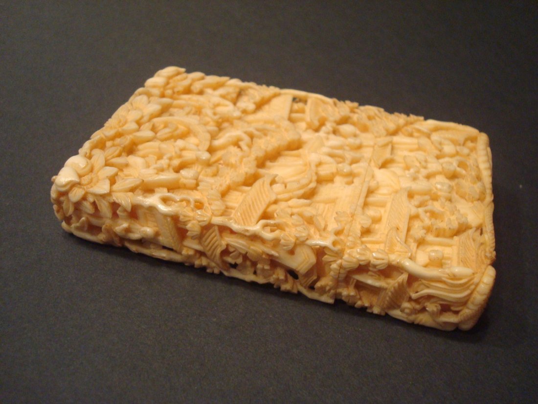 ANTIQUE Chinese Card Box with Carvings, 19th C. 4 1/4" (1 of 7)