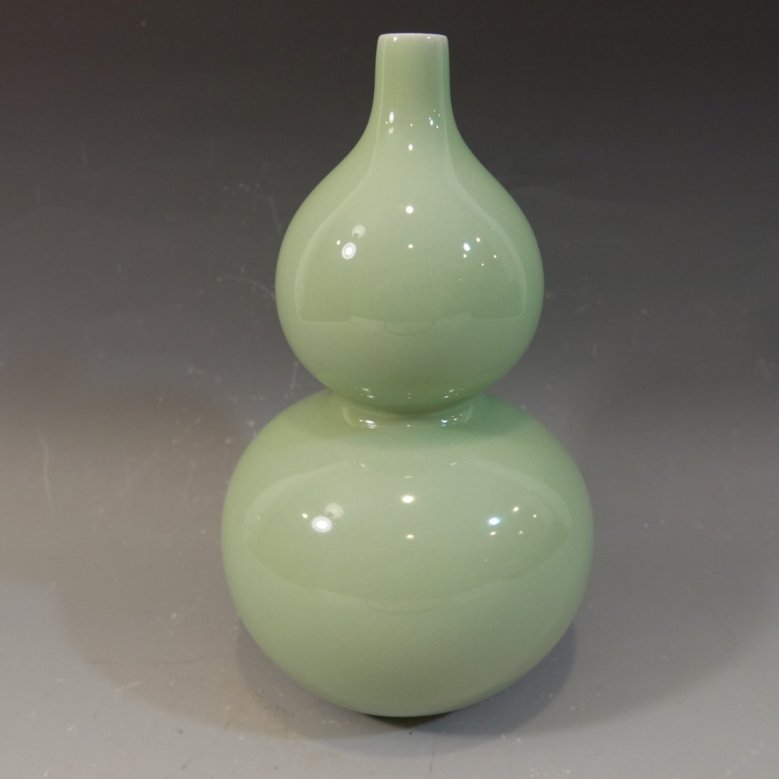 ANTIQUE CHINESE CELADON  DOUBLE GOURD PORCELAIN VASE - (1 of 8)