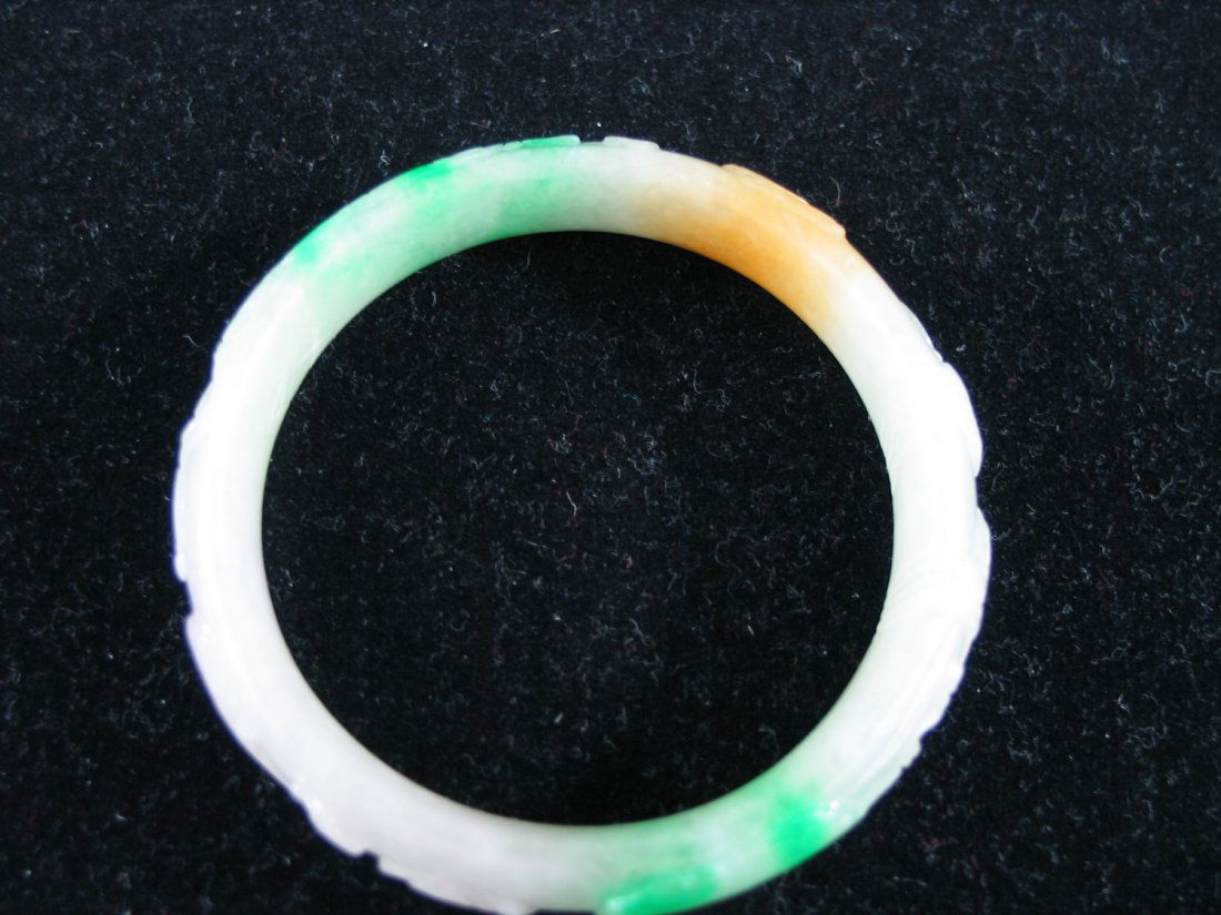 Chinese Jadeite Bracelet (1 of 3)