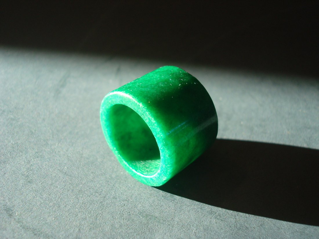 OLD CHINESE Green Jade Archor Thumb RING, 1" H x 7/8" W (1 of 9)