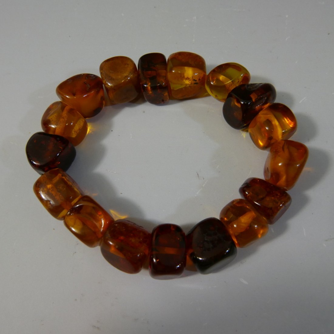 NATURAL AMBER BEADS BRACELET (1 of 5)