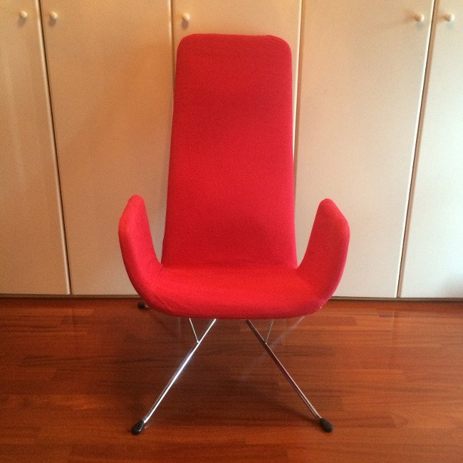 Alfredo Haberli, Zanotta, Milord lounge chair: Alfredo Haberli, Zanotta, lounge chair Milord. 2003. Chromed steel structure, polyurethane stool. Alfredo Haberli, poltrona modello Milord, Zanotta. Struttura in acciaio cromato. Imbottitura in poliur