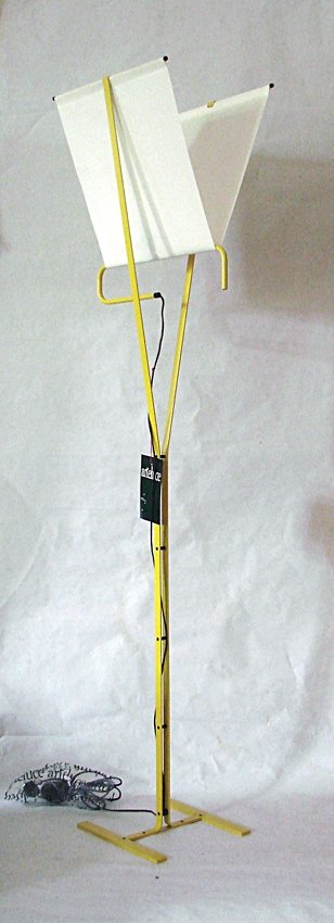 Arteluce, floor lamp: Table lamp Falena model. Yellow varnished metal structure, woven diffusor. Arteluce.Dimensions: h 68,5'', width 18,5''.Arteluce. Lampada da terra modello Falena. Struttura in metallo verniciato giallo